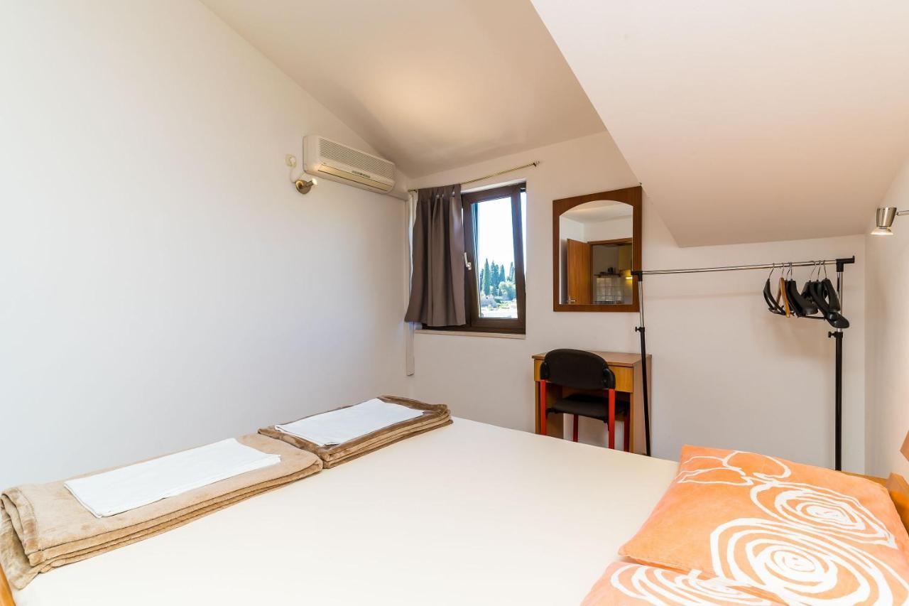 Apartments Princ Hrvoje Дубровник Екстериор снимка